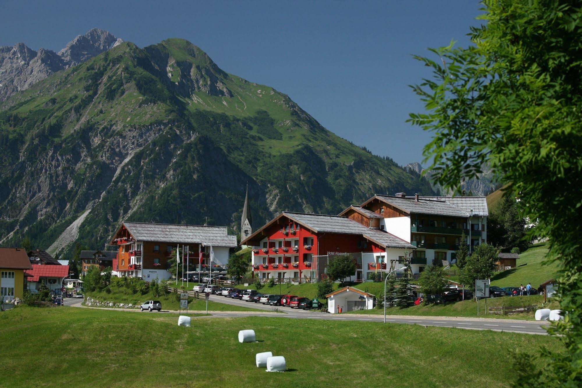 Ifa Alpenrose Hotel Kleinwalsertal Mittelberg Exterior photo